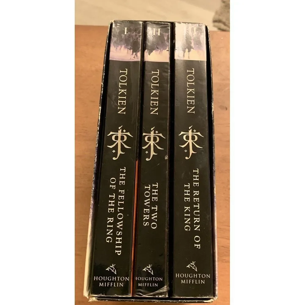 J.R.R. Tolkien The Lord of the Rings Set of Three Paper‎ Back Slip Case